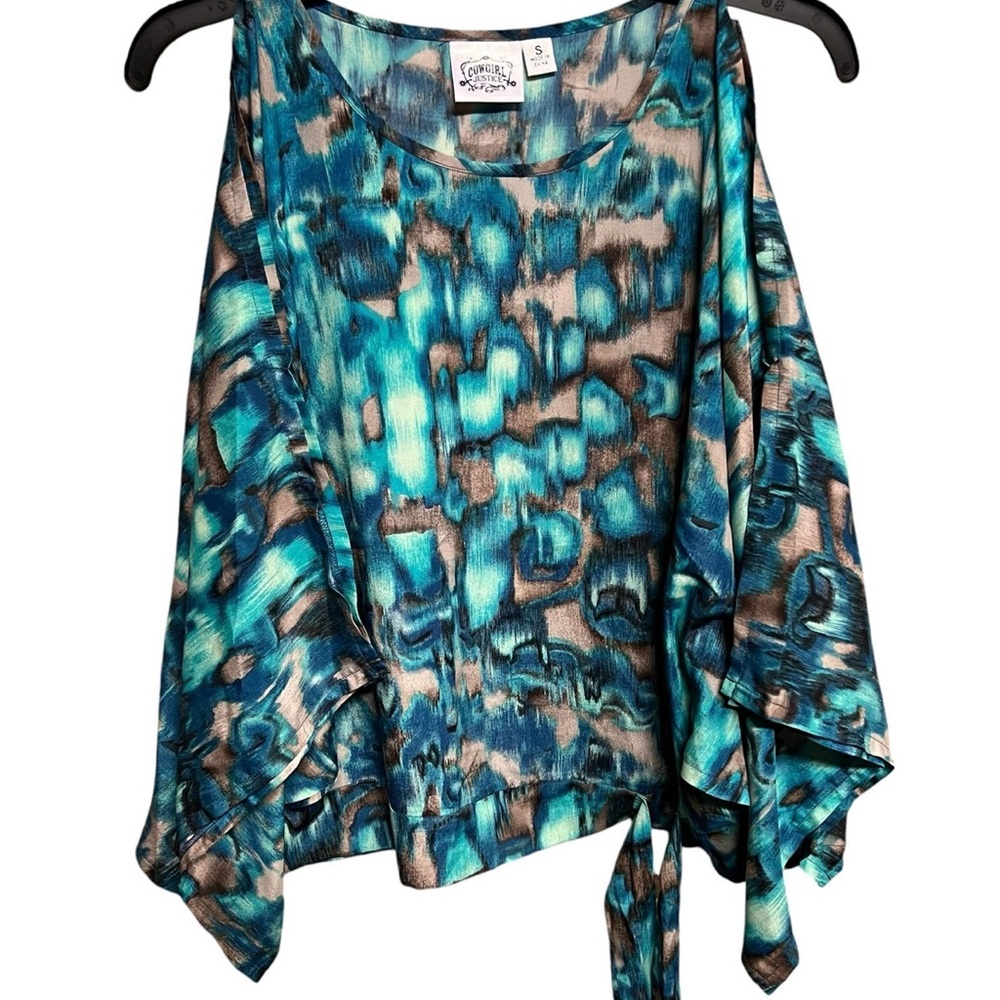 Cowgirl Justice Top with Dolman/ Batwing Sleeves- Size Small